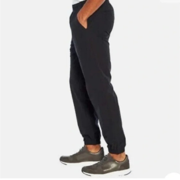 Banana Republic Motion Tech Hybrid Pants, Size M , Black